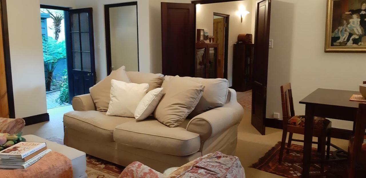 Отель Hout Bay Hideaway Экстерьер фото